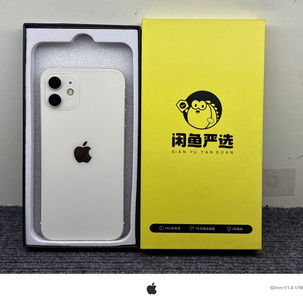 iPhone 12 White 64GB - image 1