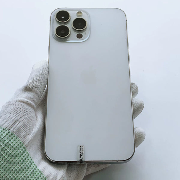 iPhone 13 Pro Max Silver 256GB - image 1